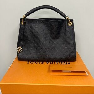 LOUIS VUITTON Monogram Empreinte Artsy MM Shoulder Bag BLACK. Gorgeous!!